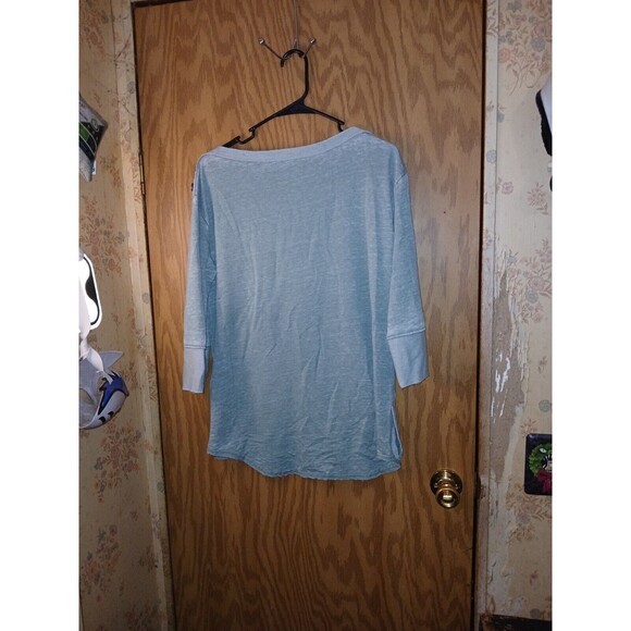 Jane And Delancy Top Women Size Medium Blue Metal Buttons Embellished Split Side - Picture 2 of 15